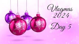 Vlogmas 2024 Day 5-Beyond The Pink Door