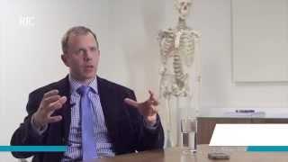 Keine Rückenschmerzen mehr: Moderne Rückentherapie im RTC | Dr. Christof Pabinger | OPZ & IRM