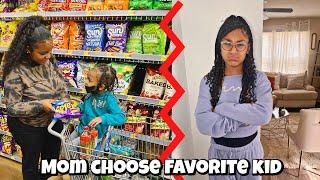 Mom CHOOSES FAVORITE Sibling