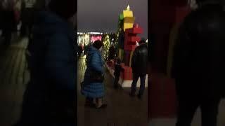 Артём Марков с дедой Лёшей и со мной на Красной Площади ! Новый 2018 год !