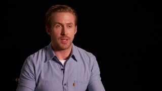 The Big Short: Ryan Gosling "Jared Vennett" Behind the Scenes Movie Interview | ScreenSlam