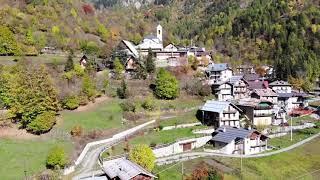 BAGNI DI VINADIO si tinge d’autunno. Valle Stura, Cuneo, Piemonte