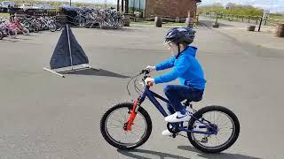 first time riding Halfords carrera blast 20 on his own