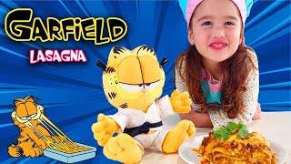 GARFIELD LASAGNA BY CHEF LIS | FOOD VIDEOS FOR KIDS AND ADULTS | FUNNY TODDLER