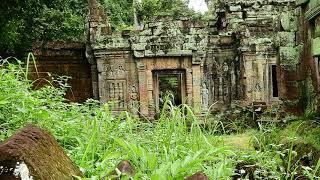 Templo Abandonado, Curioso Monumento En La Selva Tranquila