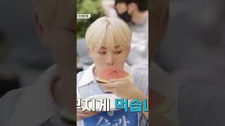 ブーちゃんの食べ方可愛すぎるんよ#seventeen #seungkwan #hoshiarpur #carat