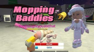 Mopping people in baddies! #roblox