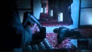 Arrow - 1x01 - Arrow Takes Out Guards