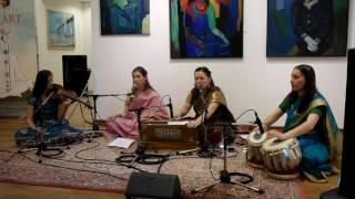 Meditation Band: Mei Dharu Tiharo Dhyan