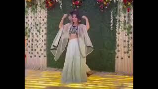 Wedding Dance Performance | Zee Hindustan News Anchor | Priya Singh Somvanshi | ViralTrendingVideos