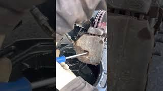 Brake fluid replacement #automechanic #carrepairguide #carmaintenance #mechanic #carrepair