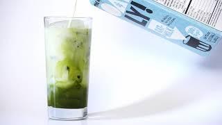 How to make an Iced Matcha Latte at home (cheaper than Starbucks!)