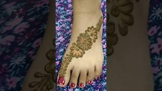 simple kid's feet mahndi designs #kids#mahndi #feet#simplemehndi #trendingshorts#viral #viralvideos