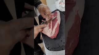 이마트트레이더스 에서 판매하는 양갈비 부분육 손질하기. 전문가가 아님에도 지방제거가 어렵지 않았습니다 lamp chop rip fat removing so easy