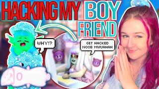 I HACKED MY BOYFRIEND'S ROYALE HIGH ACCOUNT... ROBLOX Royale High Funny Moments