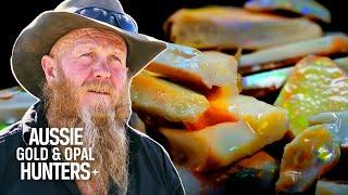 The Bushmen Sell Their BEAUTIFUL Crystal Opal | Outback Opal Hunters