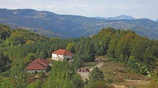 Centar sela Erčege (Erčege Village Centre)