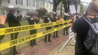 Mariachi Band Joins Protesters Outside Ted Cruz's Houston Home