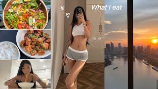 What I eat in a day  (Simple + vegetarian)