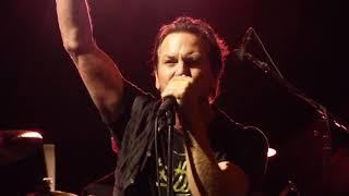 Pearl Jam - Footsteps - Fenway Park - 8.07.16 (Multi Cam / SBD)