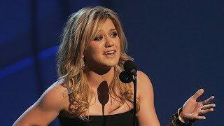 10 UNFORGETTABLE Kelly Clarkson Moments (HD)