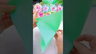 Paper Blooms That Will Make a Statement in Any Room | V.09