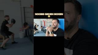 Das erste Mal Boxtraining #funny #shortvideo #shorts #boxing #mma #automobile #memes #germany