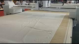 Fully Automatic Fabric Labeler Machine
