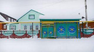 Winter village life in Russia with kind residents.