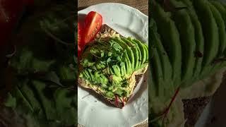 Avocado toast with hummus 