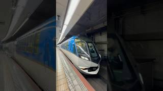 近鉄特急 しまかぜ 大阪難波駅発車 #近鉄 #近鉄電車 #近鉄特急 #特急 #しまかぜ #なんば #難波 #shorts