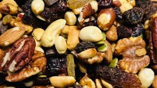 UNLOCK the Secrets of the Perfect Trail Mix: A Snack Lover’s Guide