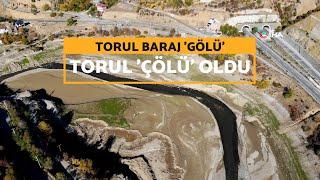 Torul Barajında ‘göl’ yerini ‘çöl’ manzarasına bıraktı