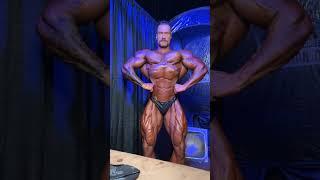 Chris Bumstead posing