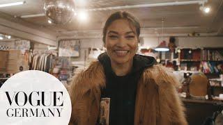 Shanina Shaiks 60-Minuten-Shopping-Challenge | VOGUE Germany