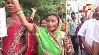 Women stage protest, seek ban on illicit liquor trade in Chandbali