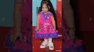 donya ka sub say chuty lidke world smoll girl #shorts #trending #information