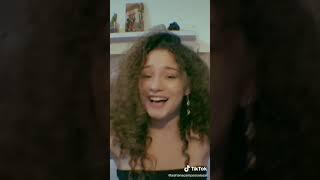 Tik Tok De Adriana Campos Salazar (Michelle) Cantando Young Wild And Free - De Vuelta Al Barrio