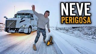 TRANCARAM A RODOVIA POR CAUSA DA NEVE ️  ACIDENTE GRAVE TIVE QUE PARAR O CAMINHÃO FIQUEI COM MEDO 