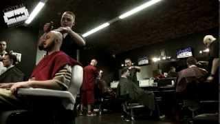 Central Barbershop - Бритьё головы (Head Shave)