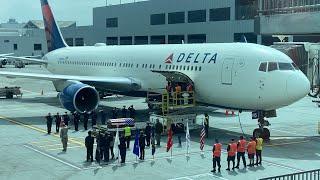 Fallen Soldier Returns Home - Delta Airlines Boeing 767-300 at Los Angeles (LAX)