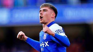 𝐋𝐎𝐎𝐊 𝐖𝐇𝐀𝐓 Leif Davis is doing at Ipswich Town