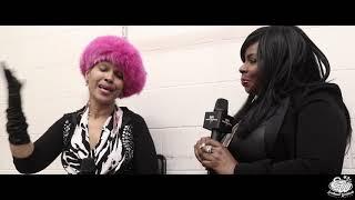 Backstage Exclusives With Robin Richie featuring FONDA RAE