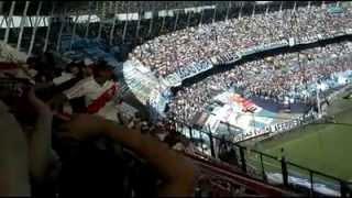 Racing 0 vs River Plate 2: Señores yo soy del gallinero a River lo sigo a donde va