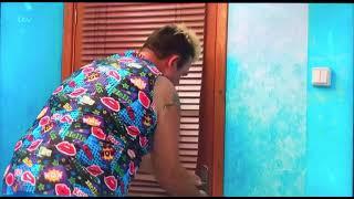 Benidorm s10 e8 - Kenneth Gets locked in