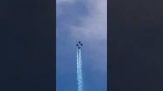 Blue Angels dirty loop #blueangels #airshow #shorts