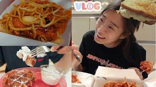 [Eng Sub] What I eat...?! Tuna sandwich, Waffle, KFC chicken mukbang