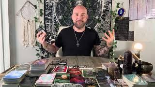 #AQUARIUS :GETTING OUT OF HERMIT MODE & BEING CELEBRATED!  GREAT ENERGY IS HEADED UR WAY! #tarot