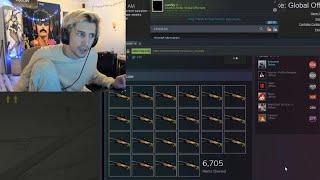 xQc reacts to this guy having the craziest CS:GO Inventory of all time