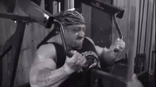 DORIAN YATES PULLDOWN HAMMER MACHINE WITH LEROY DAVIS